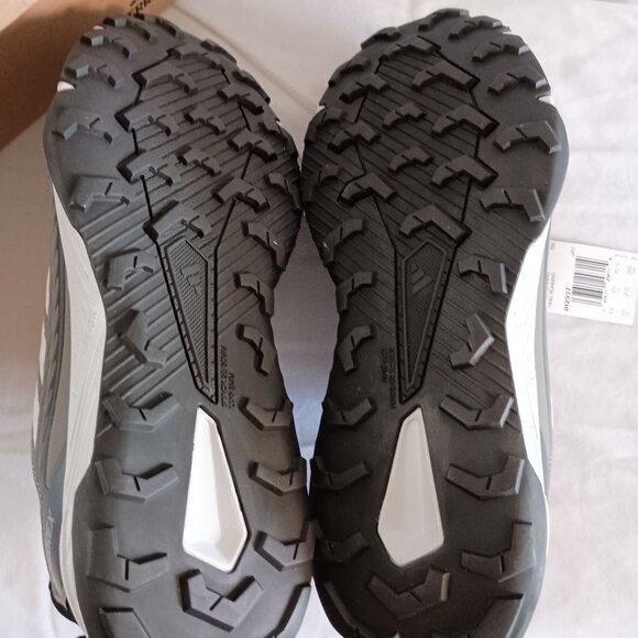 New Adidas Terrex Tracefinder Trail Running Shoes Women’s Size 10 NIB Hiking - Picture 6 of 13